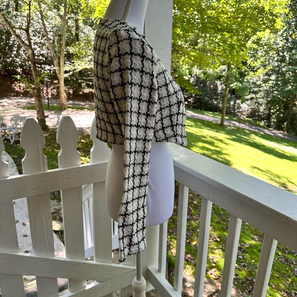 Shein Black & White Textured Bolero Jacket S FREE SHIP - Picture 2 of 5